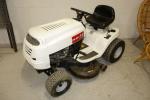 Tondeuse autoportée (microtracteur) MTD, type 175-96L, moteur BRIGGS & STRATTON...