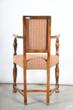 FAUTEUIL CAQUETOIRE en hêtre naturel, moderne. H. 89 - L....