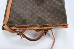 LOUIS VUITTON - Sac marin XXL en toile Monogram et...