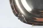 GALLIA - Plat en métal argenté modèle filet contour rocaille,...