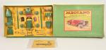 Meccano, coffret vert
"Constructeur d'automobiles n° 2". Complet (semble n'avoir jamais...