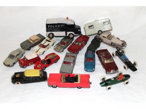 Majorette et divers - Lot de véhicules dont Ferrari (Penny) , bel