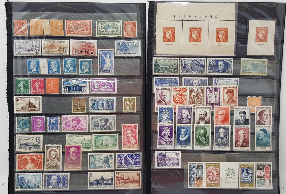 VENTE DE TIMBRES ET CARTES POSTALES