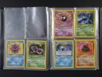 Carte Pokemon 
Contenu : Set complet uncos/communes  
Ensemble dans un...