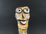JABER (1938-2021) : Personnage souriant. Sculpture, technique mixte, plâtre et...