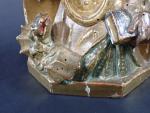 Buste reliquaire représentant Sainte-Marguerite et la tarasque en bois sculpté...