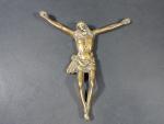 Christ en croix d'applique en bronze fondu, style médiéval. Hauteur...