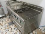 Piano inox Thirode gaz, 2 feux, four et marmite inox,...