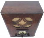 PHILIPS 638A en bois, 1934, secteur. 375 x 465 x...