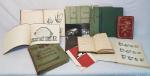 Un carton contenant dix catalogues de la maison BOULENGER -...