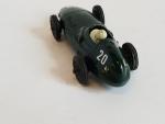 CRESCENT TOYS (Angleterre, 1/43, zamac d'époque) Vanwall F1, vert foncé...